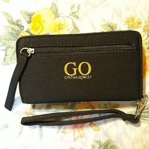 Go Cynthia Rowley Wristlet